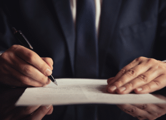 firma di un contratto