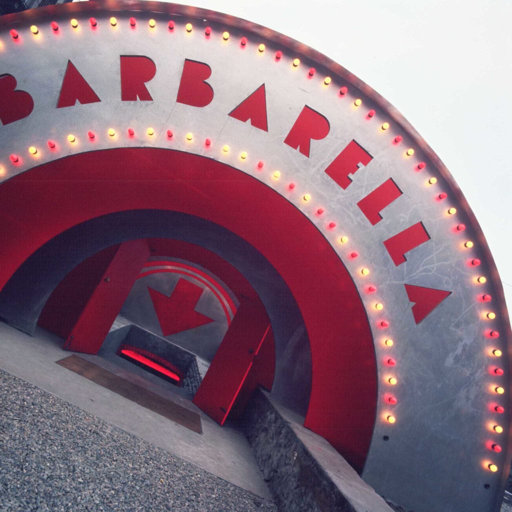 Architetture per il tempo libero: la discoteca Barbarella di Studio Sessanta5