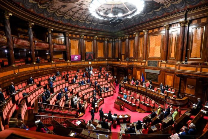 Decreto Aiuti bis: il Senato riunito a Palazzo Madama