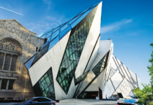 Esempio di integrazione architettonica: il Royal Ontario Museum di Daniel Libeskind