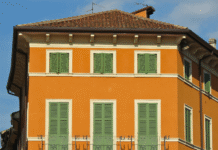 Bonus edilizi, il quadro per il 2023 facciata palazzo urbano