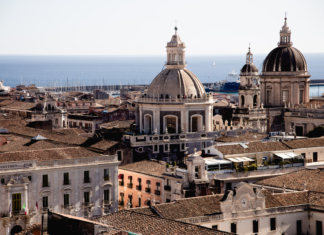 Visuale di Catania