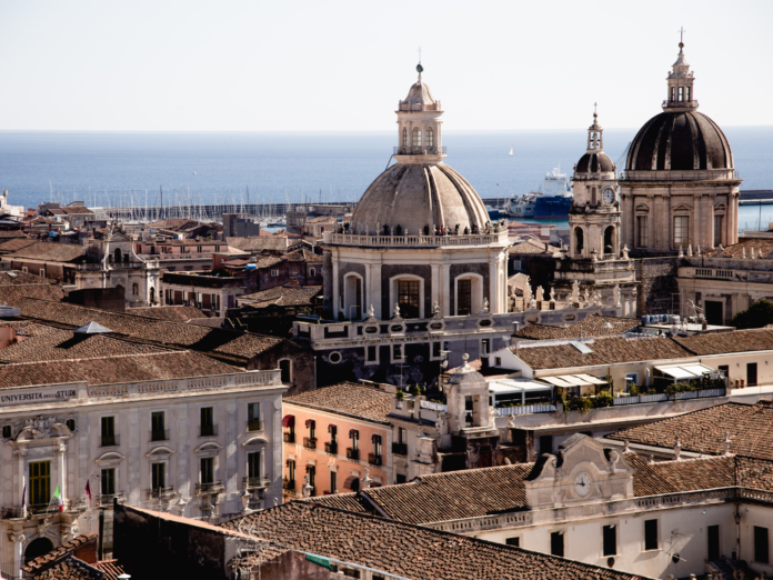 Visuale di Catania