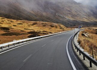 Strada in montagna