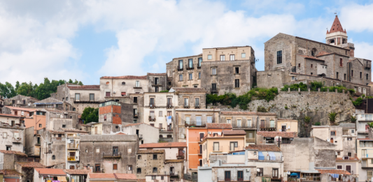 Veduta del paese di Castaglione di Sicilia