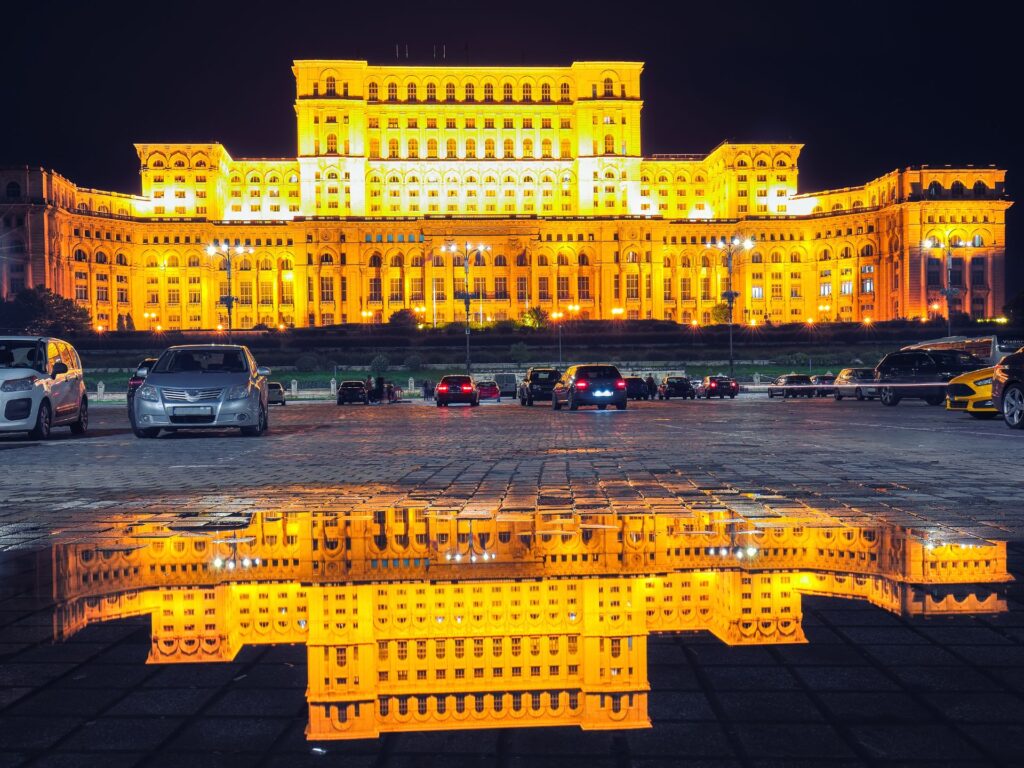 Architetture da record: il palazzo del Parlamento a Bucarest