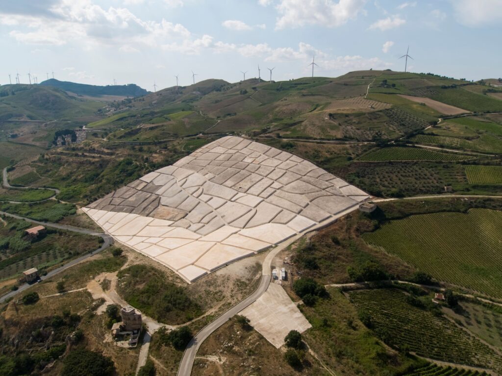 Gibellina, il Cretto di Burri visto dall'alto